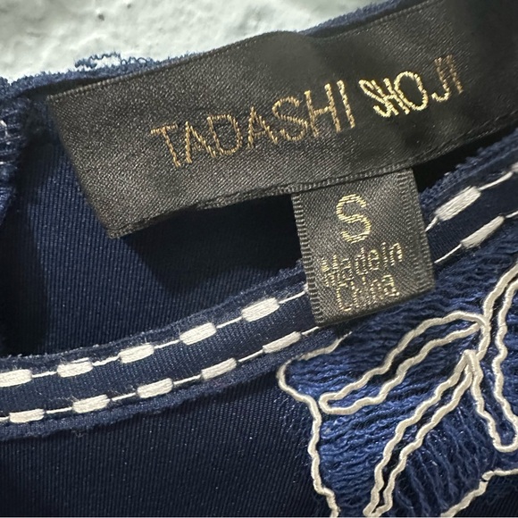 Tadashi Shoji Kitami Embroidered Sleeveless Shift Dress Blue Neoprene Size S - Picture 4 of 7